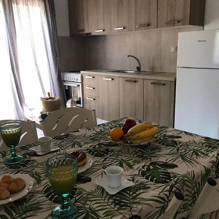 Kostas Apartment Ierissós Eksteriør bilde