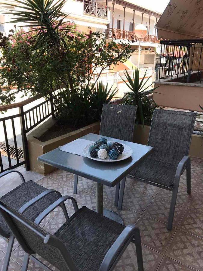 Kostas Apartment Ierissós Eksteriør bilde